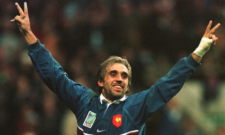 Philippe Bernat-Salles celebrates scoring France’s fourth try in his team’s shock 1999 Rugby World Cup semi-final victory over New Zealand. 