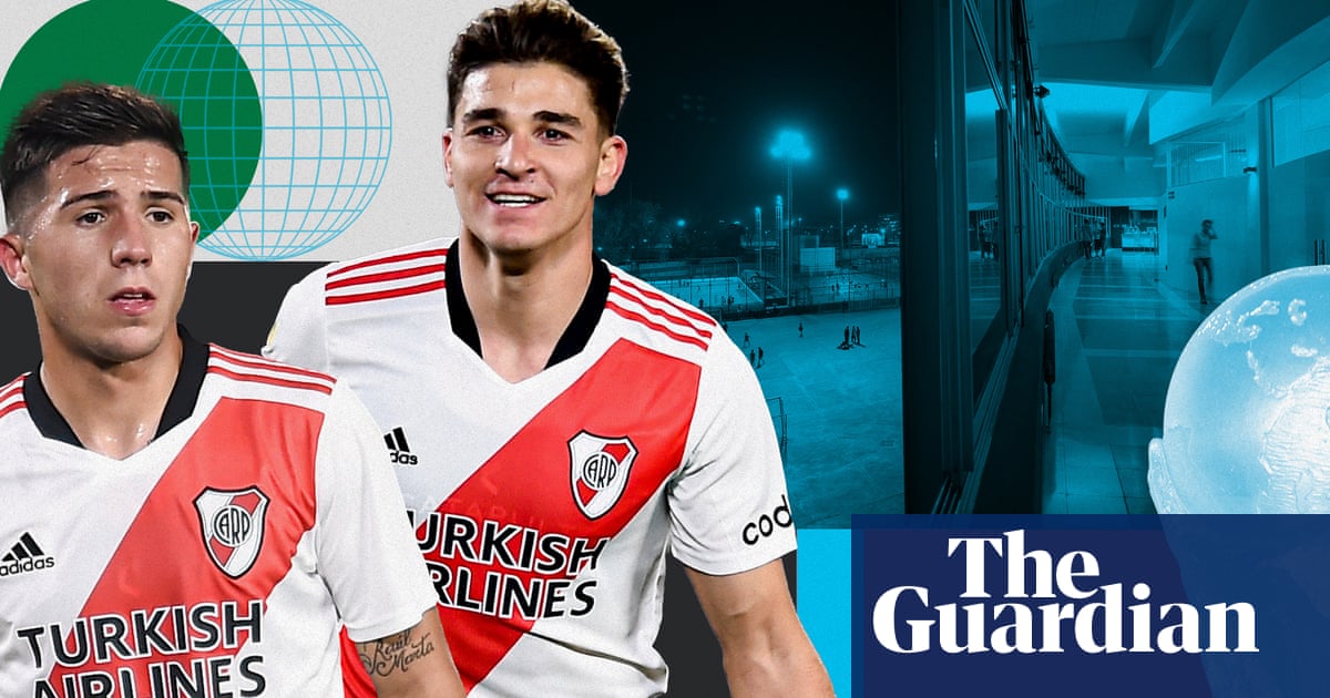 Class acts: the maths teacher who taught Argentina’s Álvarez and Fernández