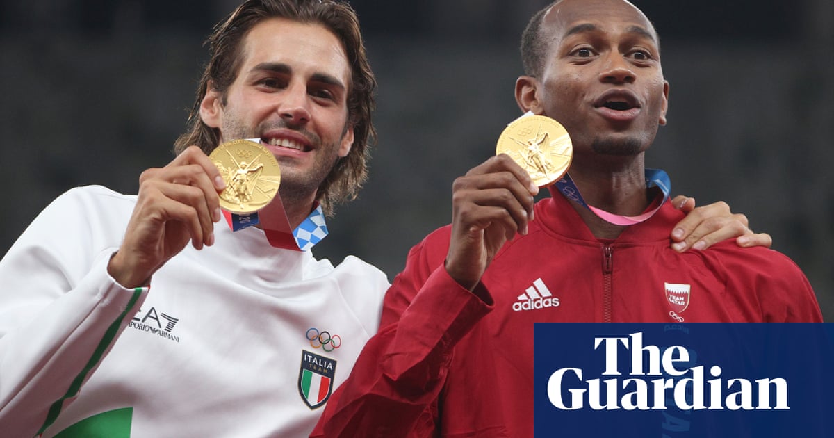 Jaw-dropping sport moments of 2021: high jumpers share Olympic gold