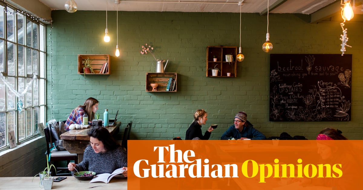 Chloë HamiltonПромяната на навика е като разплитането на комплект коледни