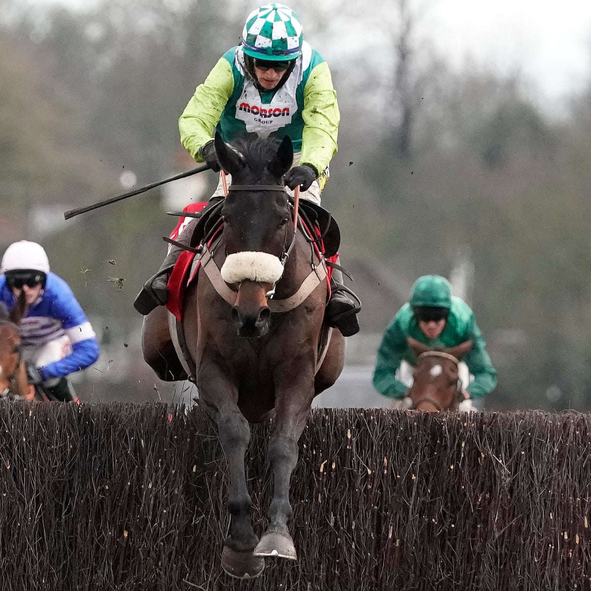 Clan Des Obeaux Cruises To King George Glory Boxing Day Racing As It Happened Sport The Guardian