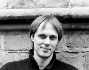 FILE: Tom Verlaine Of The Band Television Dies At 73 Photo of Tom VERLAINEFILE: Musician Tom Verlaine of the band Television has died at the age of 73. UNITED KINGDOM - JANUARY 01: Photo of Tom VERLAINE (Photo by Kerstin Rodgers/Redferns)