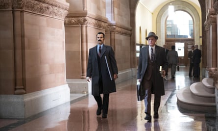 Justin Theroux andWoody Harrelson in White House Plumbers.