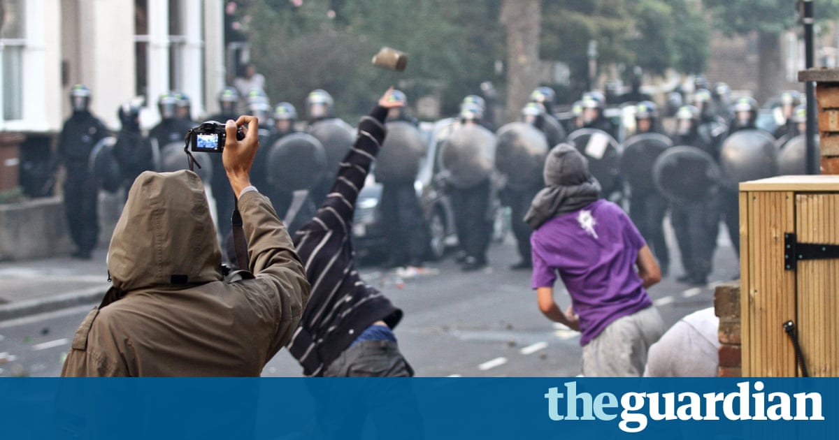 Conditions that caused English riots even worse now, says leading ...