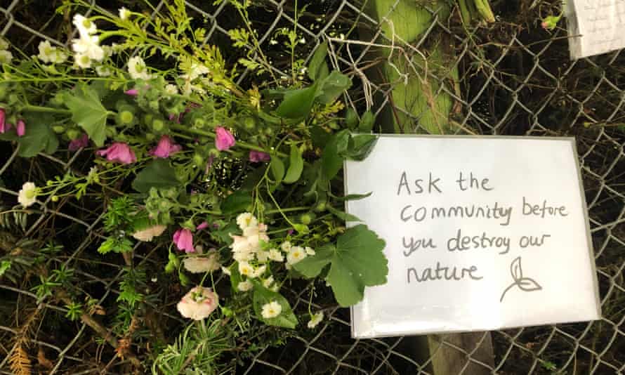 Sign placed by local residents at Heigham Park.