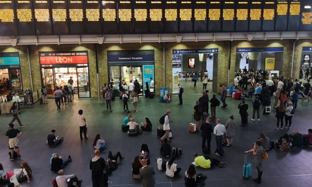 Passengers at King’s Cross station during the power cut on 9 August.