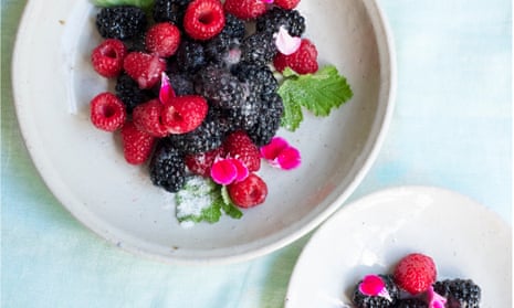 Last fruits: berries with rose geranium sugar.