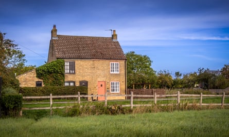 Wicken Rose Cottage, exterior in flat fields