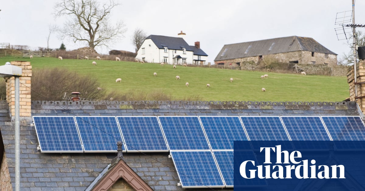 Record number of homes in Great Britain turn to green energy as fuel prices soar