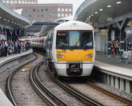 Southeastern train at London Bridge station
