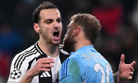 Federico Gatti celebrates victory with his Juventus teammate Michele Di Gregorio