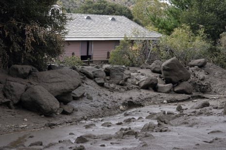 Thousands Stranded, 1 Dead in California Mudslides - ABC News