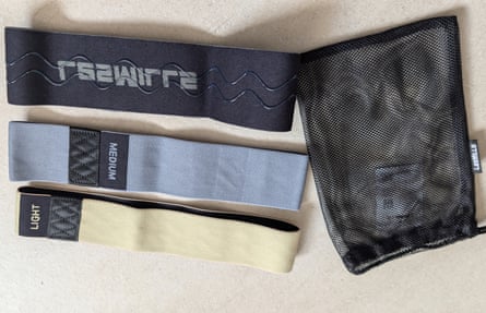 Les Mills Loop Bands Set with silicone grips