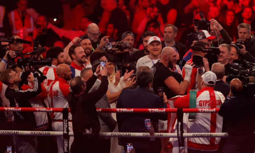 Tyson Fury celebrates his victory.
