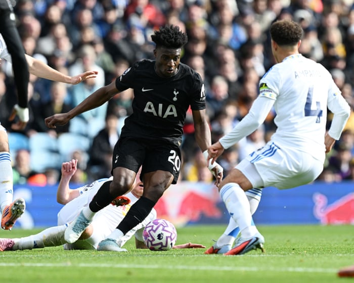 Leeds United v Tottenham Hotspur: Premier League – live