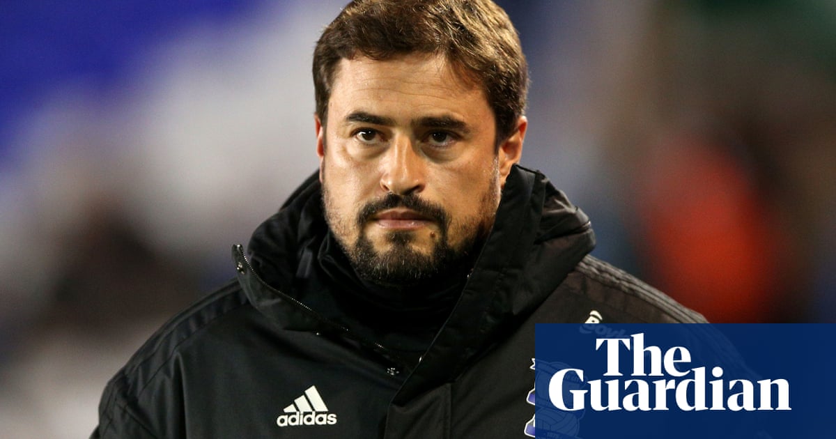 Birmingham manager Pep Clotet so worried after sending family home to Spain