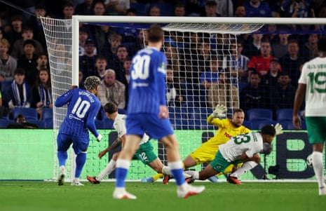 Brighton and Hove Albion's Georginio Rutter scores their first goal.