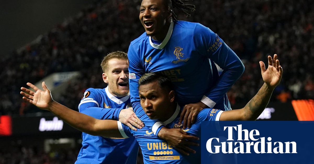 Alfredo Morelos sinks Sparta Prague to send Rangers into knockout stage