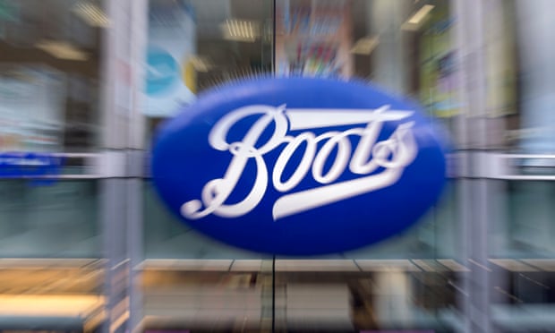 A branch of Boots the chemist on Oxford Street.