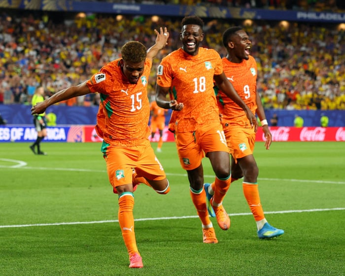 Amad Diallo scores 90th-minute winner as Côte d’Ivoire leave it late to sink Ecuador