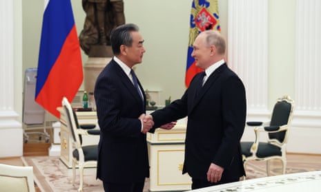 Putin meets China's top diplomat Wang Yi in Moscow