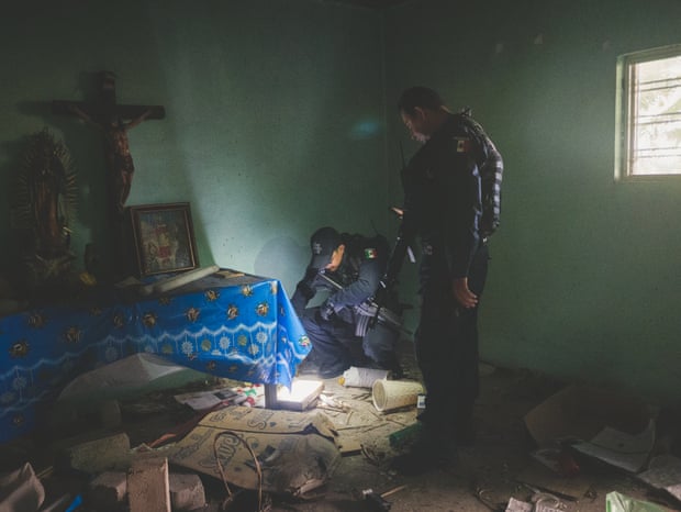 Mexico; Guerrero; Chilapa De Alvarez; 2018 Federal police inside the house of the former local commissioner in a town near Chilapa. He was one of the leaders of the Los Rojos cartel.