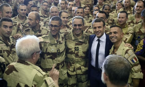 Emmanuel Macron visits troops