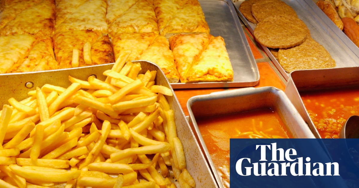 Trump administration to roll back school lunch rules and allow more pizza