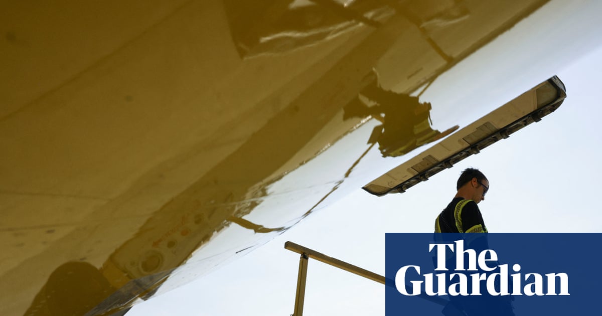 Airline industry workers: share your experiences