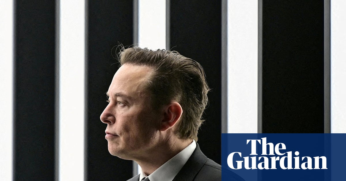 Elon Musk becomes first person with net worth of $500bn
