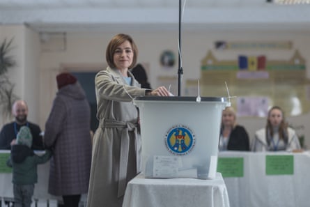 Maia Sandu casts her vote