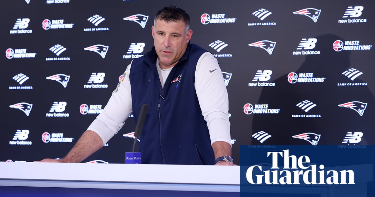 Patriots back coach Vrabel’s ‘leadership’ as new photos with NFL reporter Russini emerge