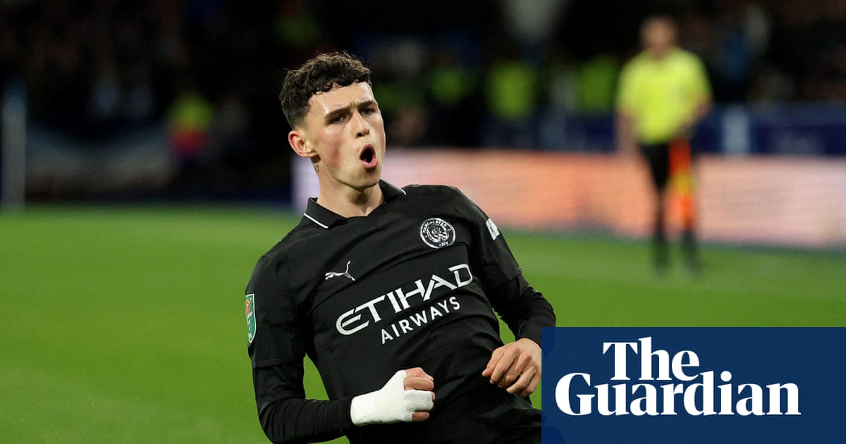 Phil Foden pulls strings as Manchester City outclass Huddersfield in Carabao Cup