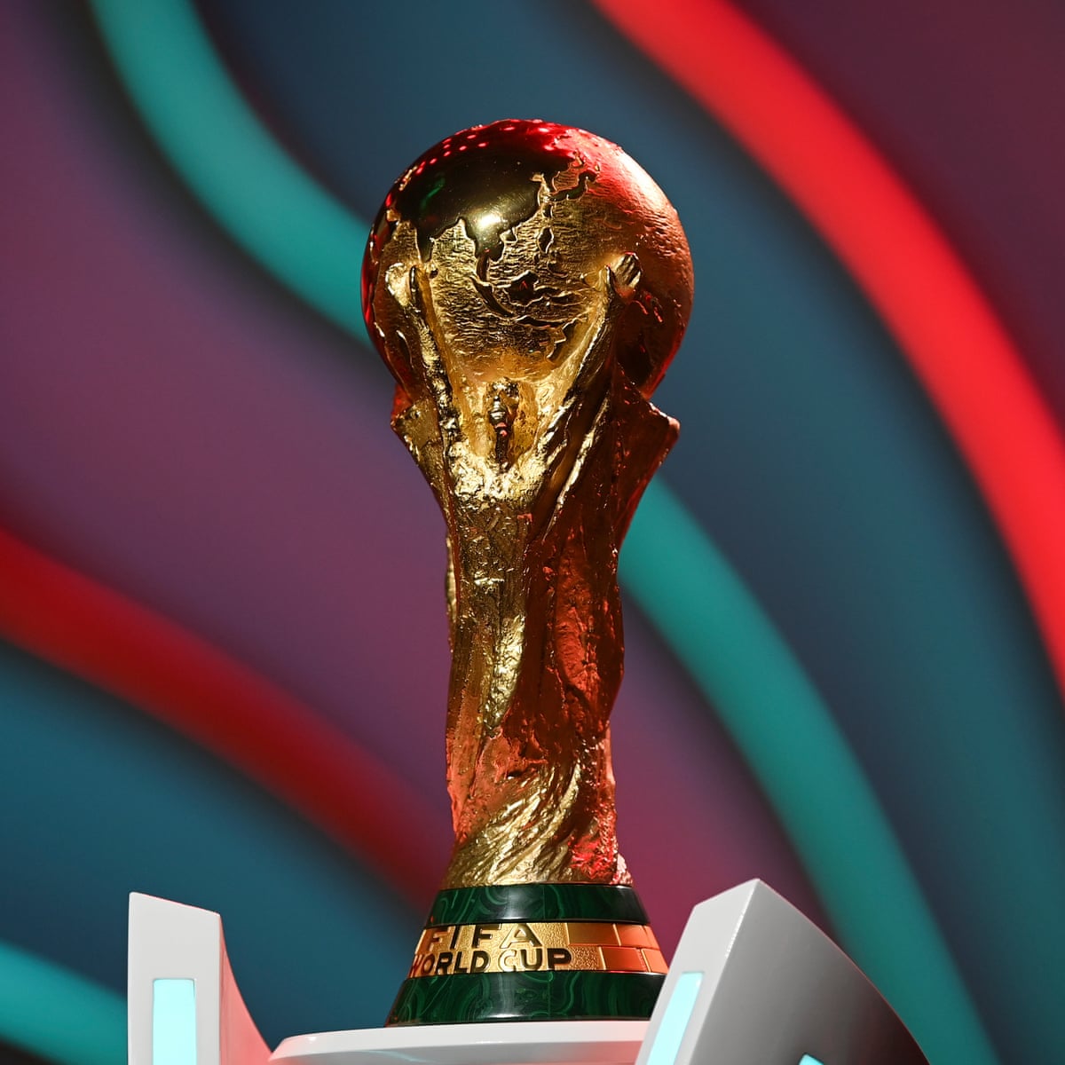 World Cup Trophy Drawing world-cup-trophy-drawing