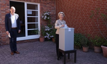 Ursula von der Leyen votes in Burgdorf