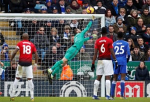 David de Gea makes a save from a free-kick