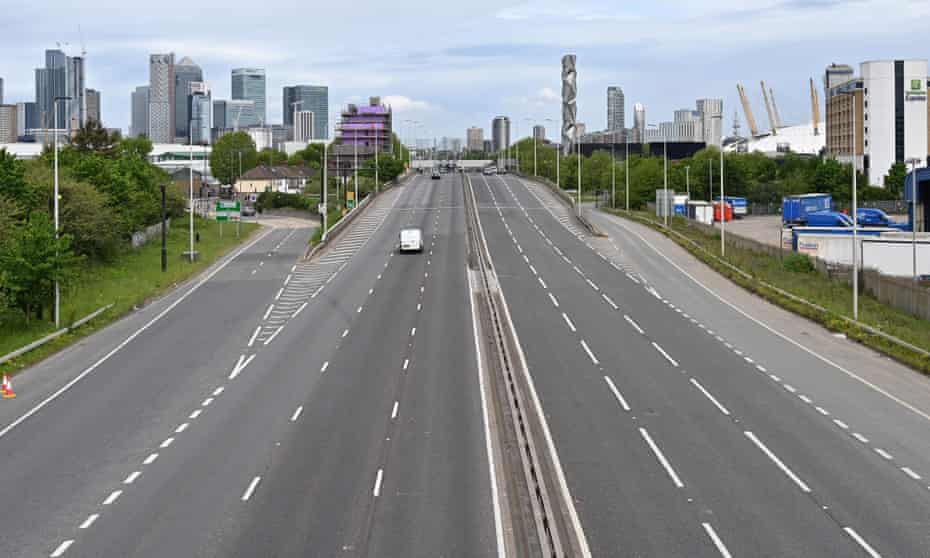 Almost empty A102 Blackwall Tunnel approach road