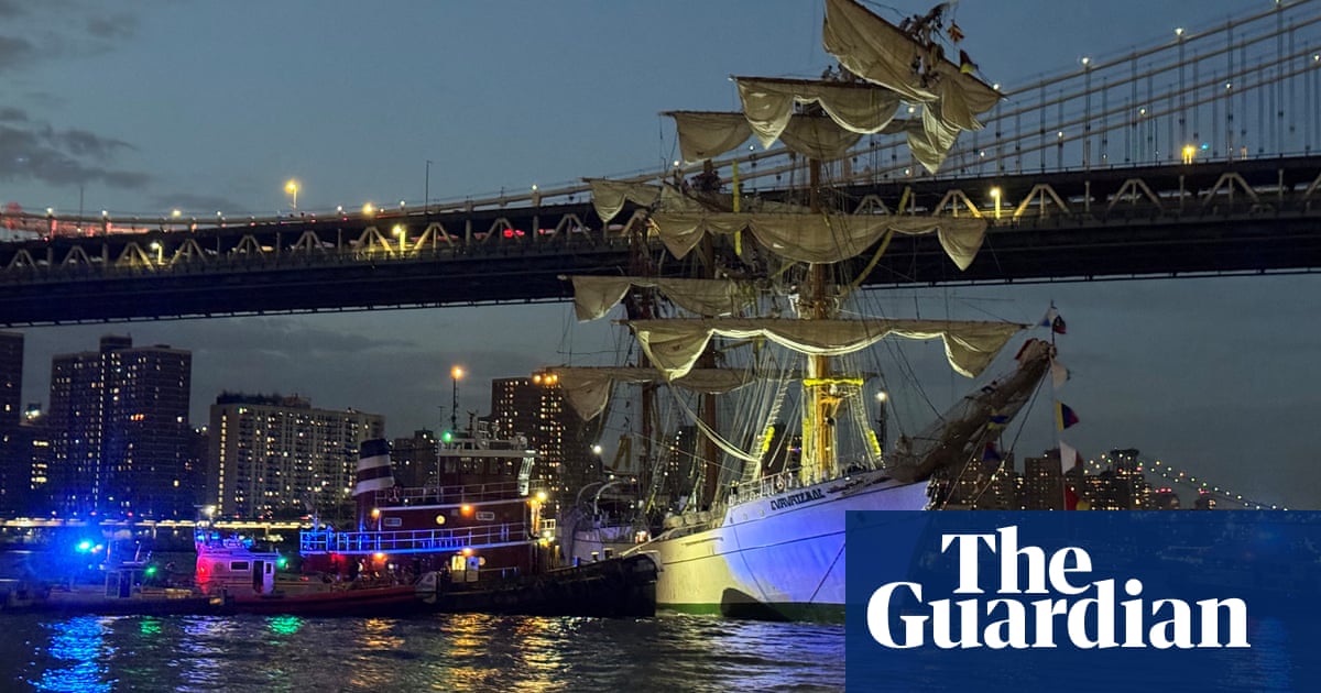 Mexico mourns two navy cadets killed when ship crashed into Brooklyn Bridge