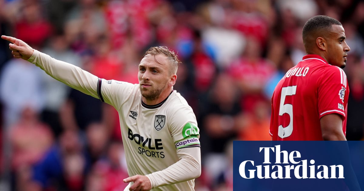 Jarrod Bowen ignites West Ham late show in victory at Nottingham Forest