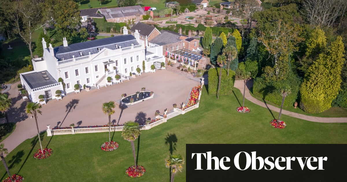 Trouble In Paradise Family Feuds And Fraud In Jersey World