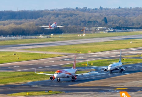 Planes at Gatwick airport