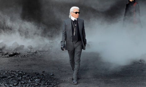 Karl Lagerfeld at the end of a Chanel show, in 2011