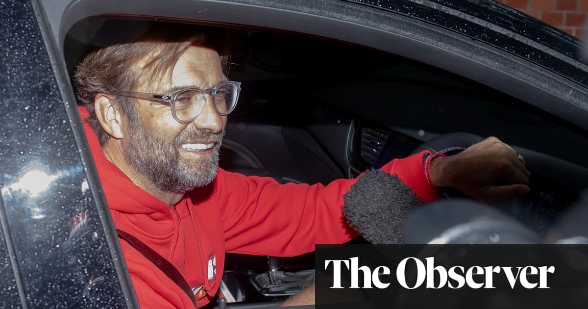 Jürgen Klopp vows to keep Liverpool squad together after title triumph