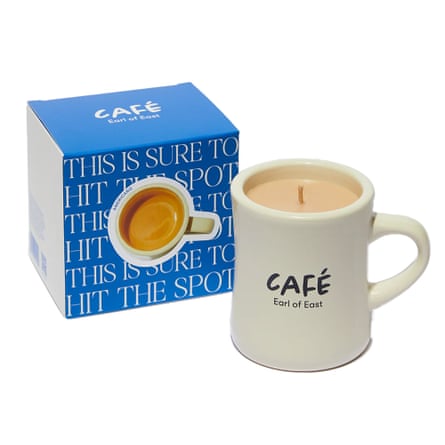 Earl of East americano candle.