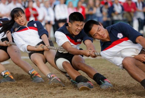 The Chinese Taipei team in the final of the U23 mixed 560kg category against England.