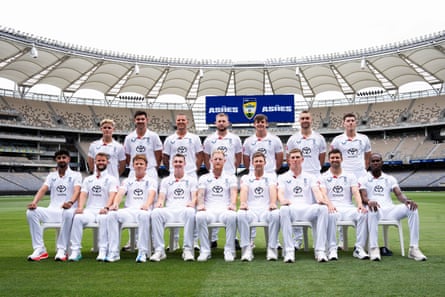 England’s 16-man Ashes squad get used to the surroundings at Perth Stadium, the venue for the opening Test this week