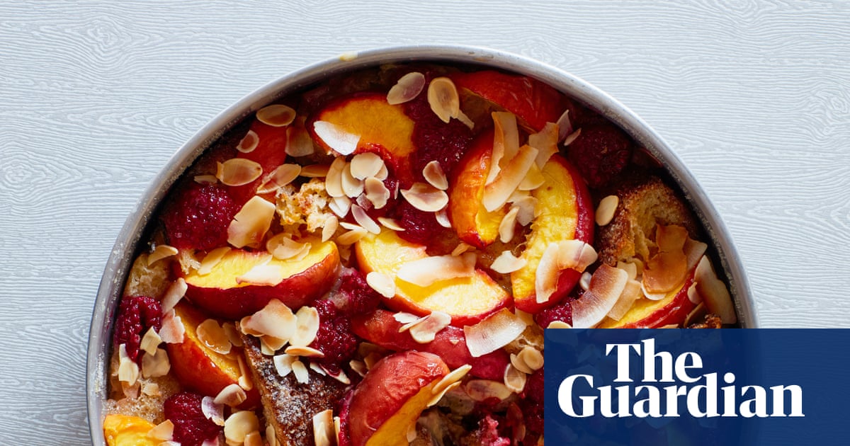 Thomasina Miers’ nectarine and raspberry sourdough pudding recipe | The Simple Fix