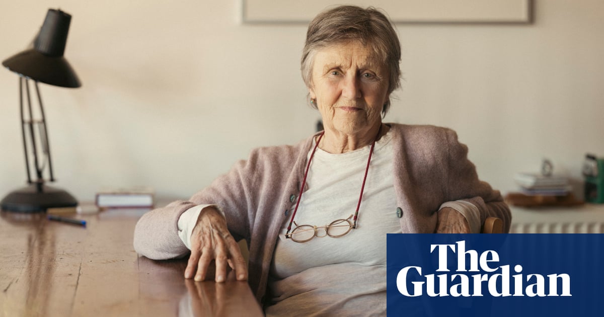 The savage suburbia of Helen Garner: I wanted to dong Martin Amis with a bat'