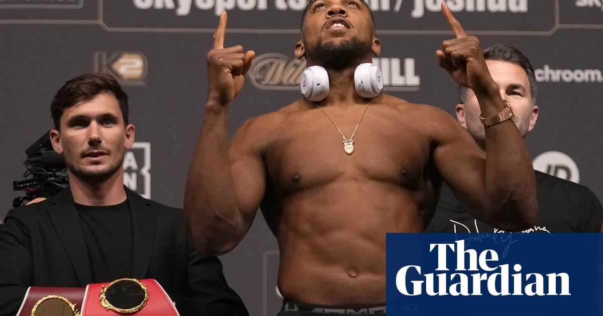 Anthony Joshua keeps the pounds off to counter Oleksandr Usyk’s ringcraft