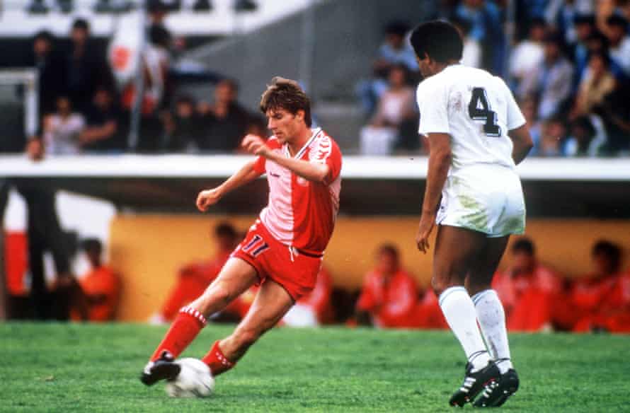 Michael Laudrup playing against Uruguay at the 1986 World Cup.